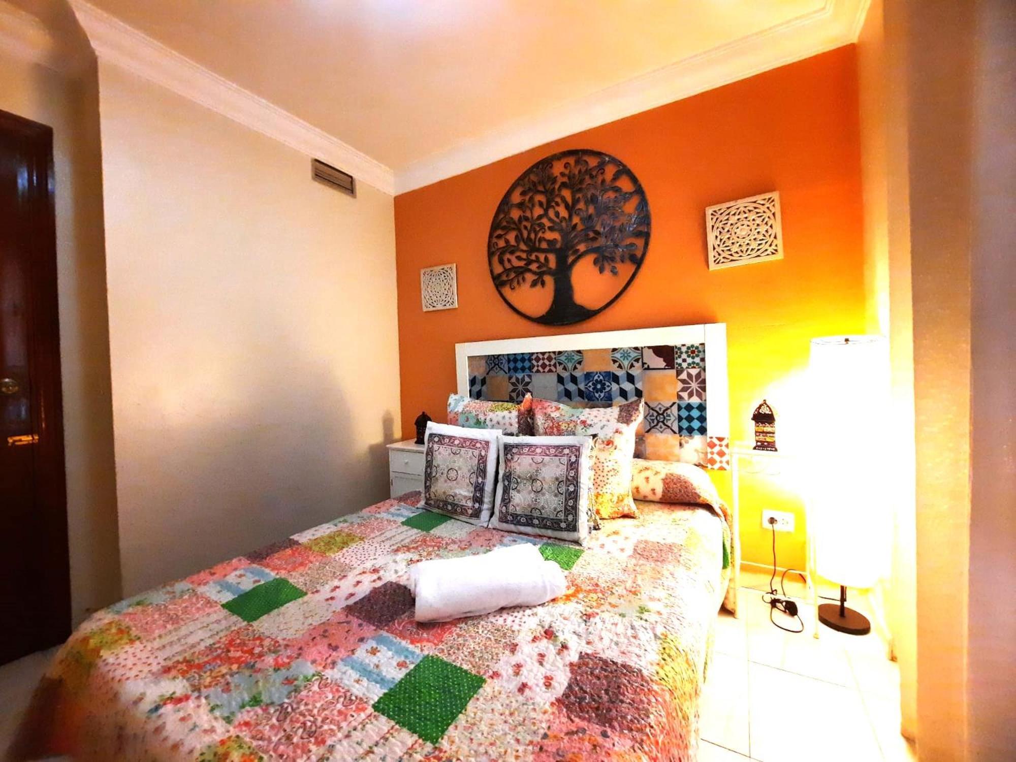Budget And Cute Rooms With Balcony Sevilla Center Eksteriør billede