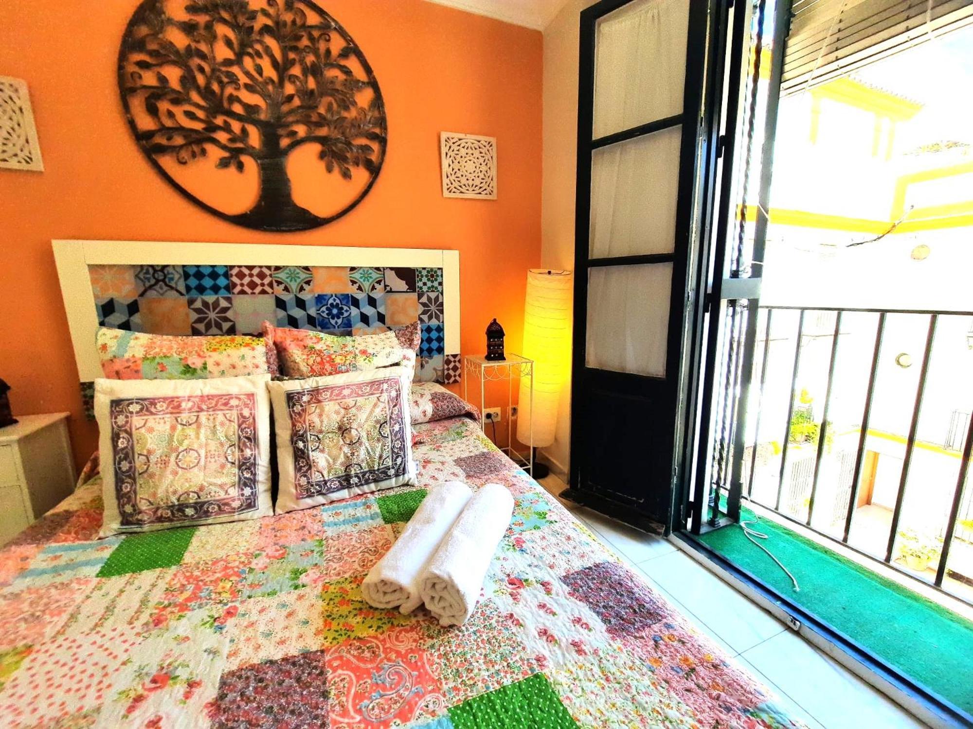 Budget And Cute Rooms With Balcony Sevilla Center Eksteriør billede