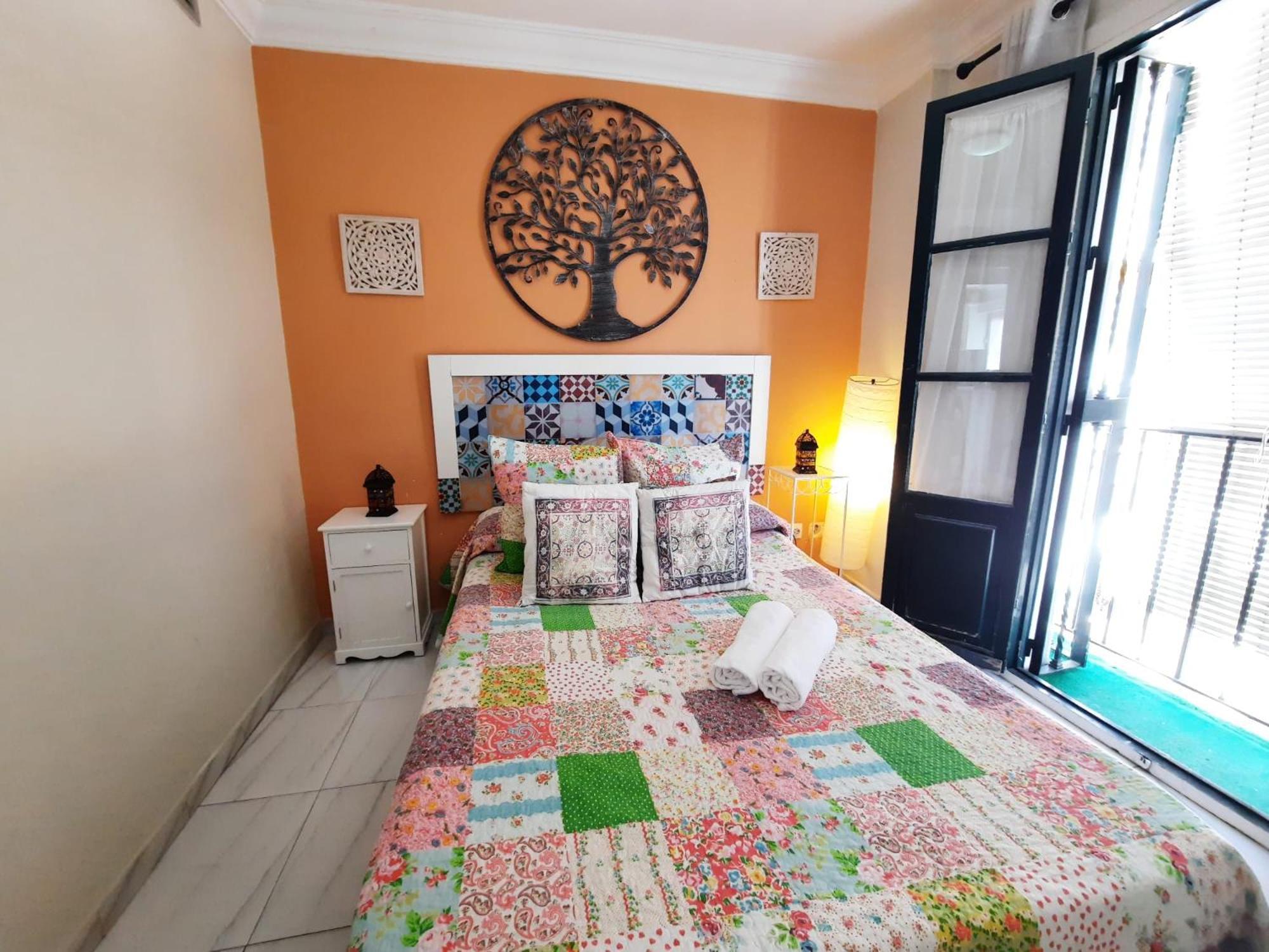 Budget And Cute Rooms With Balcony Sevilla Center Eksteriør billede