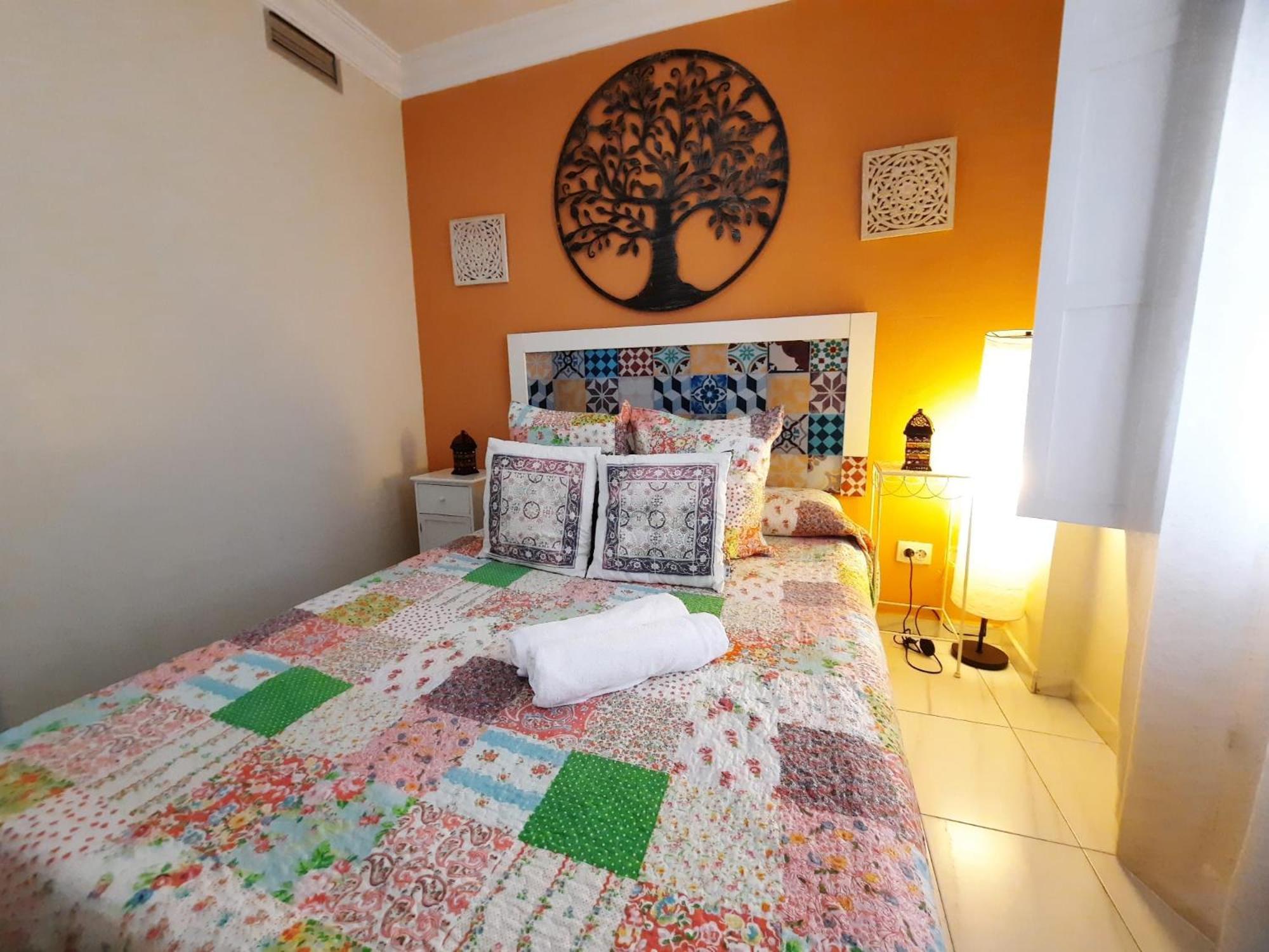Budget And Cute Rooms With Balcony Sevilla Center Eksteriør billede